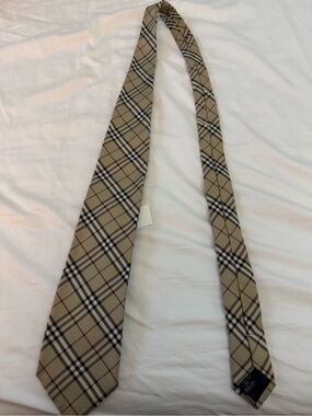 Authentic Burberry London Men’s Silk Necktie